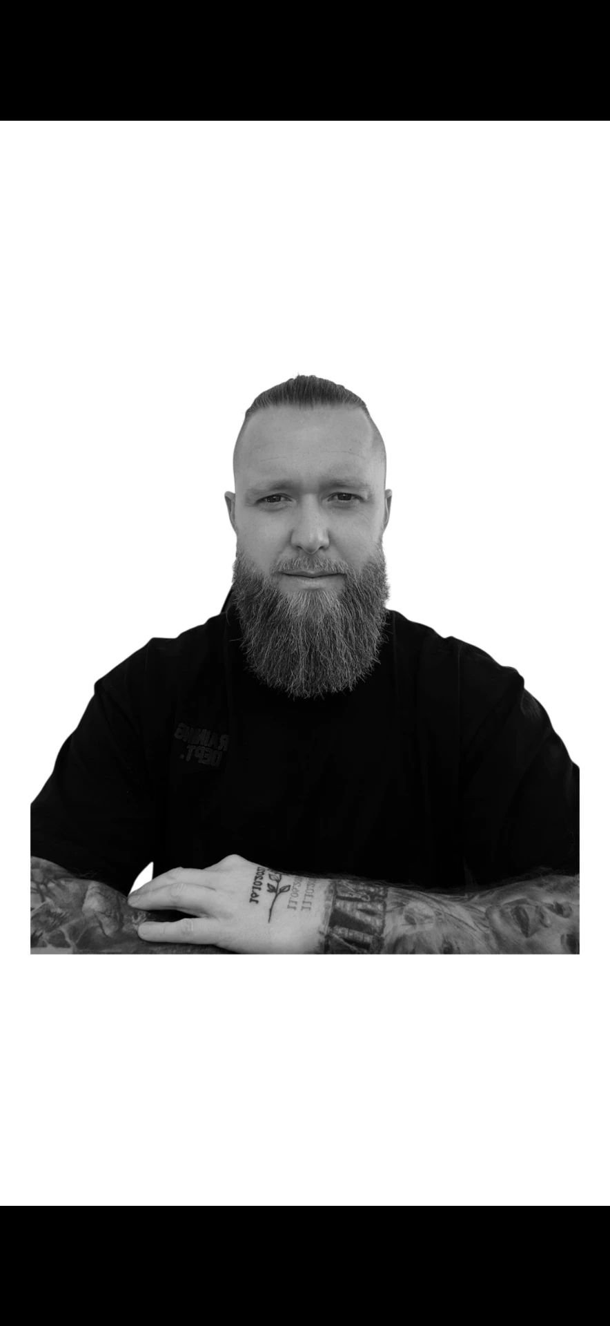 Dan Mortlock, creator of the Digital Income Starter Guide and Digital Product Launch System